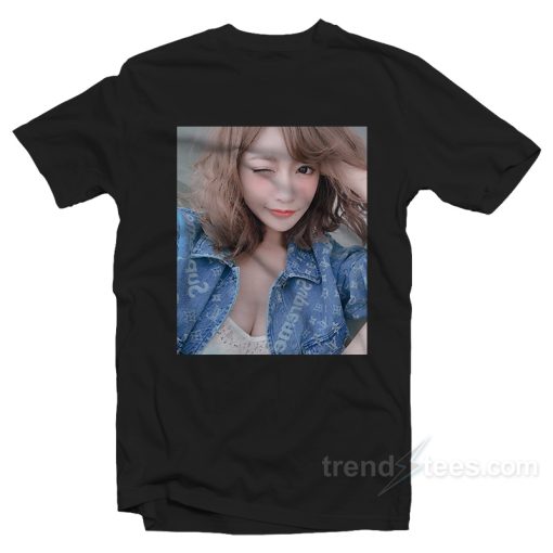 Kirara Asuka Wearing Jacket T-shirt