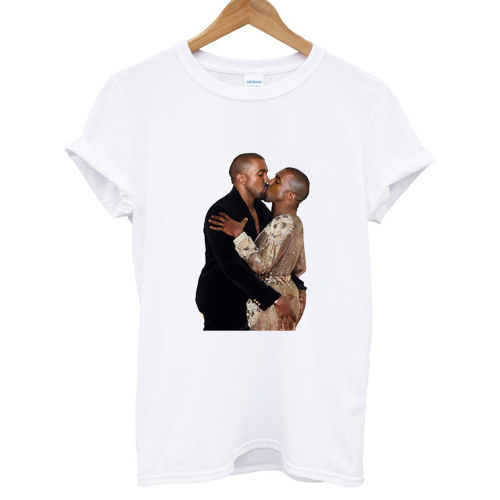 Kissing HimSelf T-Shirt Cheap Trendy Clothes