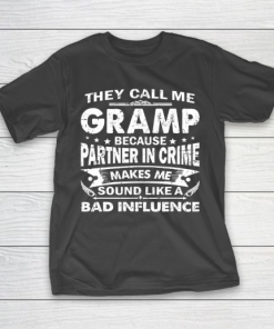 Father gift shirt Mens Funny They Call Me Gramp Distressed Father’s Gift T Shirt T-Shirt