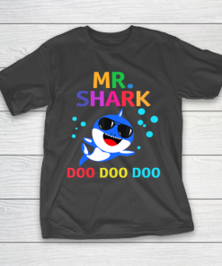 Father gift shirt Mens Mr. Shark shirt Funny Father’s Day gift T Shirt T-Shirt