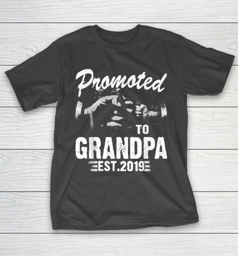 Grandpa Funny Gift Apparel  Promoted To Grandpa Est 2019 First Time New T-Shirt