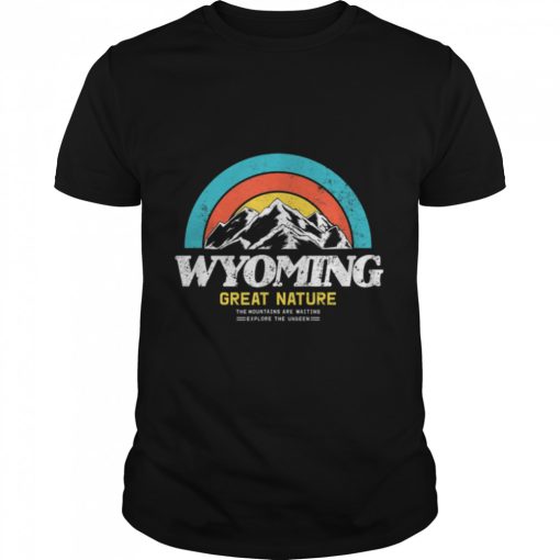 Wyoming Retro Vintage Mountain Outdoors State Graphic T-Shirt
