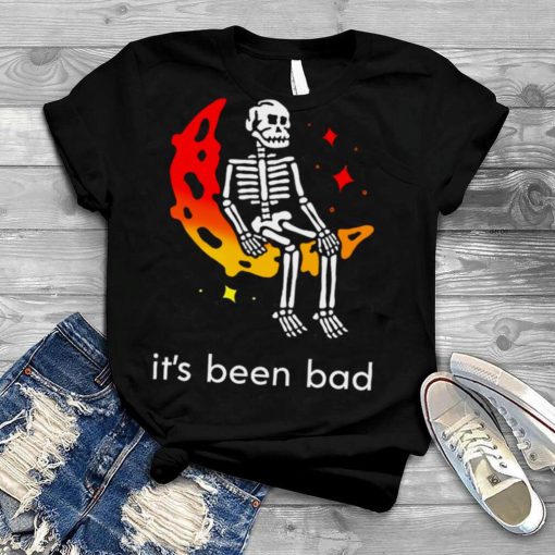 It’s Been Bad Skeleton Sitting On The Moon Skeleton Halloween shirt