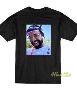 Drake Shares A New Selfie T-Shirt