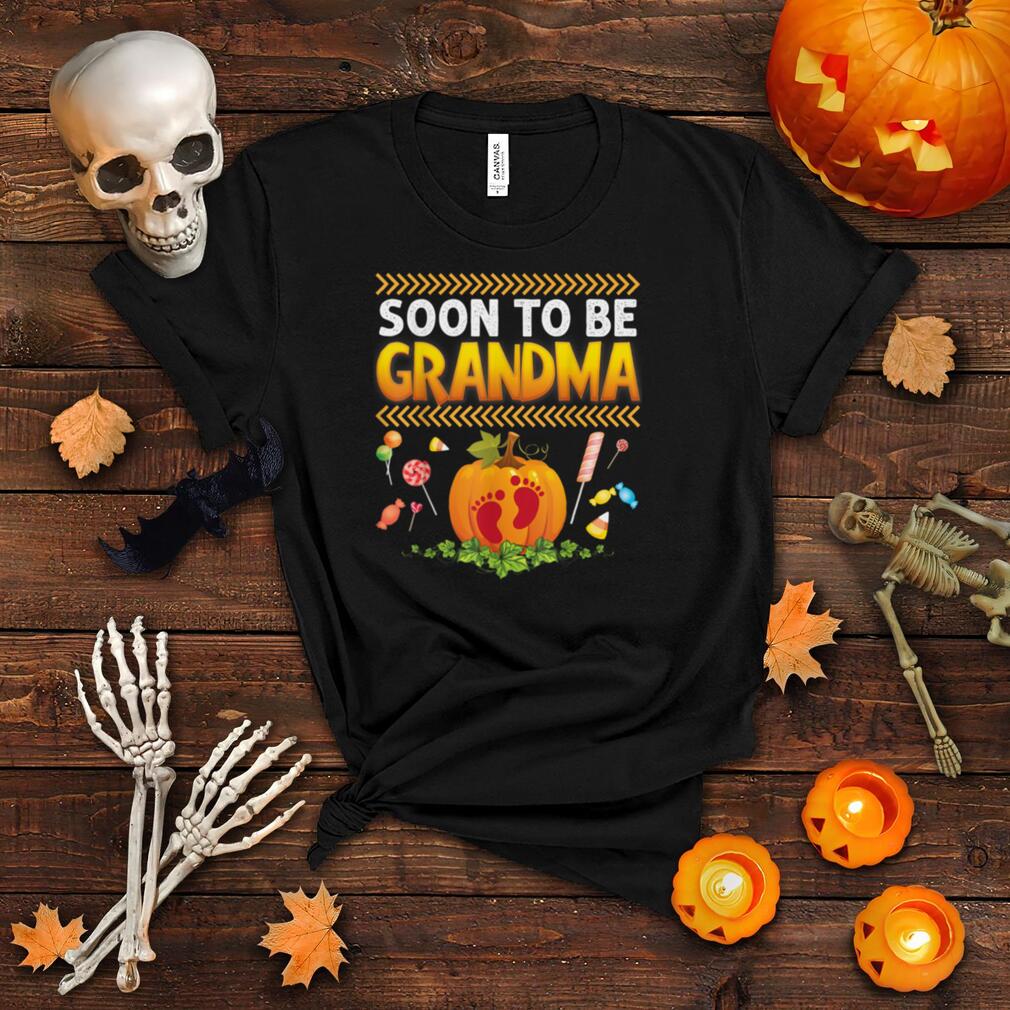 Soon To Be Grandma Little Footprint Halloween Pumpkin Cute T Shirt Soon To Be Grandma Little Footprint Halloween Pumpkin Cute T Shirt