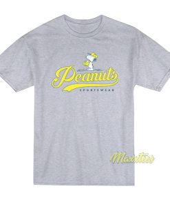 Peanuts Sportswear Snoopy T-Shirt Peanuts Sportswear Snoopy T-Shirt