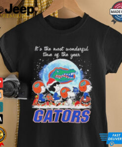It’s The Most Wonderful Time Of The Years Peanuts Characters X Florida Gators Merry Christmas Shirt