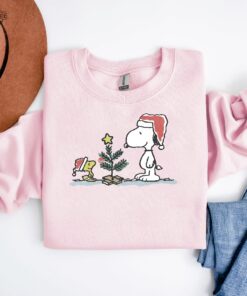 Snoopy Christmas Sweatshirt Vintage Christmas Sweatshirt Christmas Cartoon Dog Sweatshirt Charlie Christmas Sweatshirt Cartoon Sweater Unique