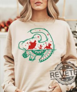 The Lion King Santa Simba Timon Pumbaa Christmas Shirt Hoodie Sweatshirt Disney Hakuna Matata Xmas Tee Gifts Very Merry Xmas Tshirt Unique